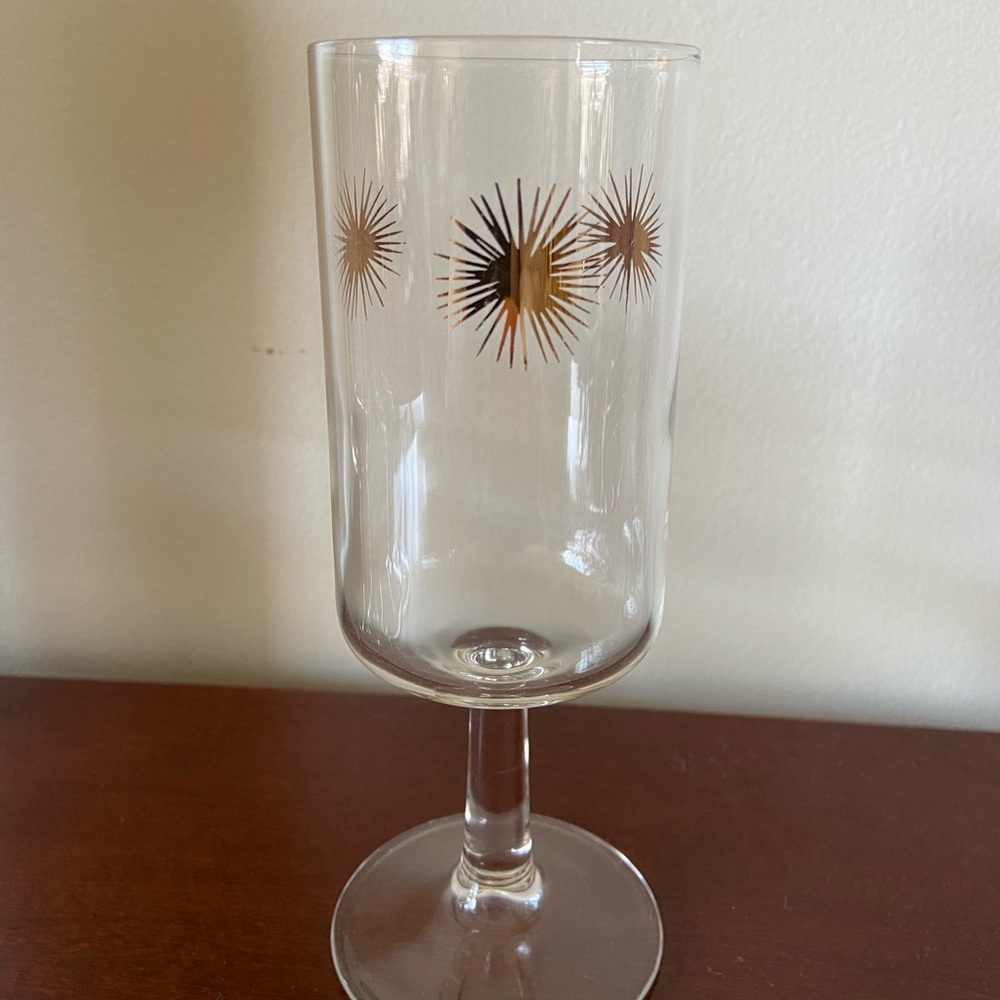Unique Set of 3 MCM starburst wine glasses.